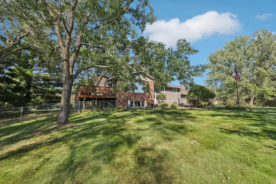 935 Ridge Pass, Hudson, WI 54016 - Image #2