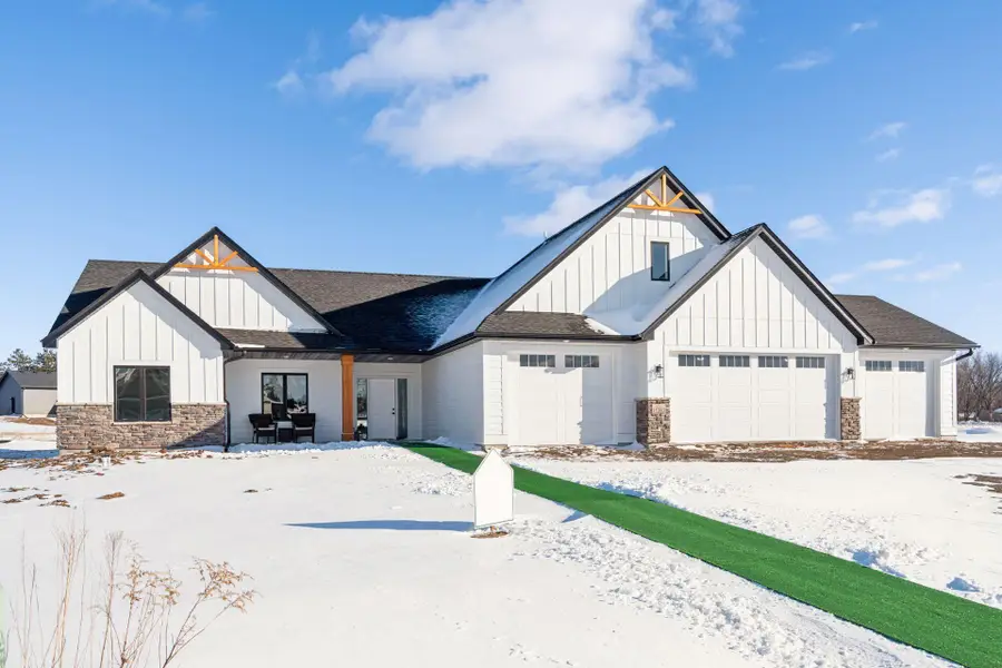 17984 Taconite Street Ne, Ham Lake, MN 55304 - #2