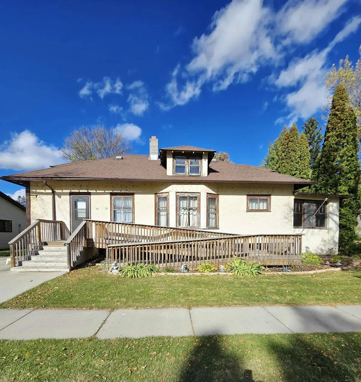 603 Arnold Avenue N, Thief River Falls, MN 56701 - Image #1