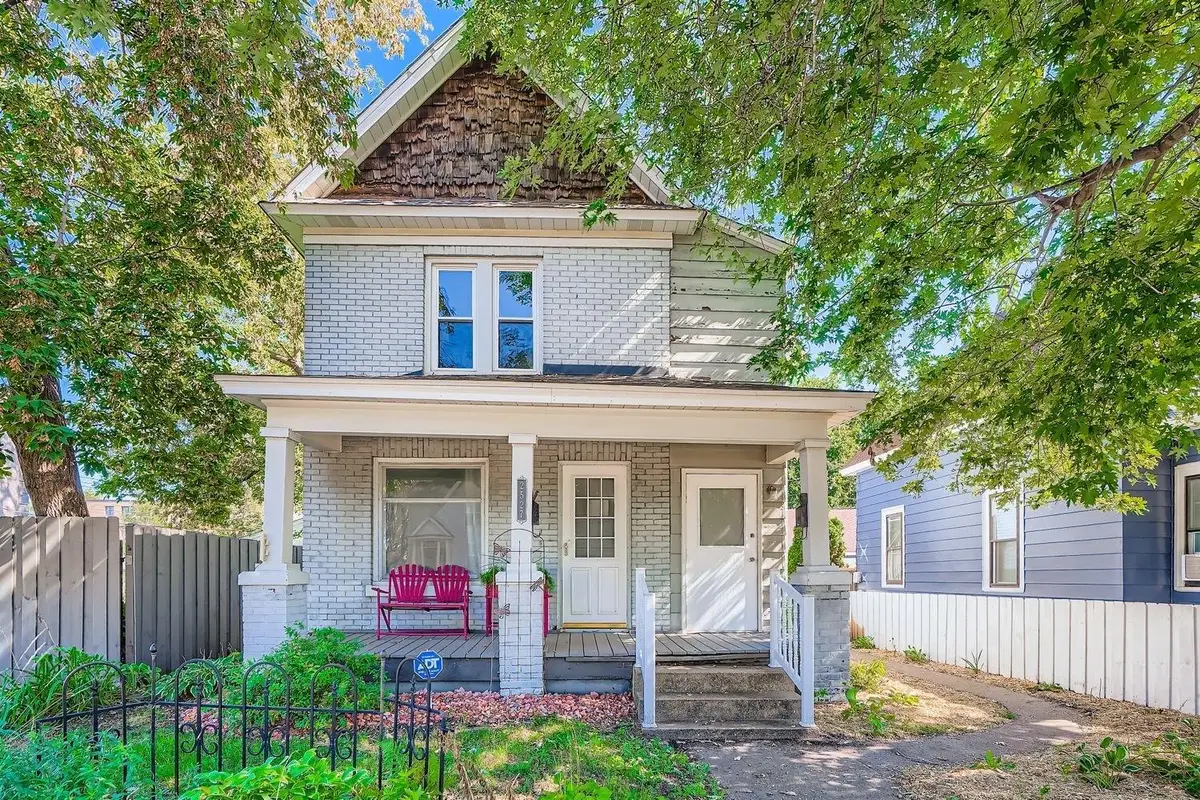 2527 University Avenue Ne, Minneapolis, MN 55418 - Image #1
