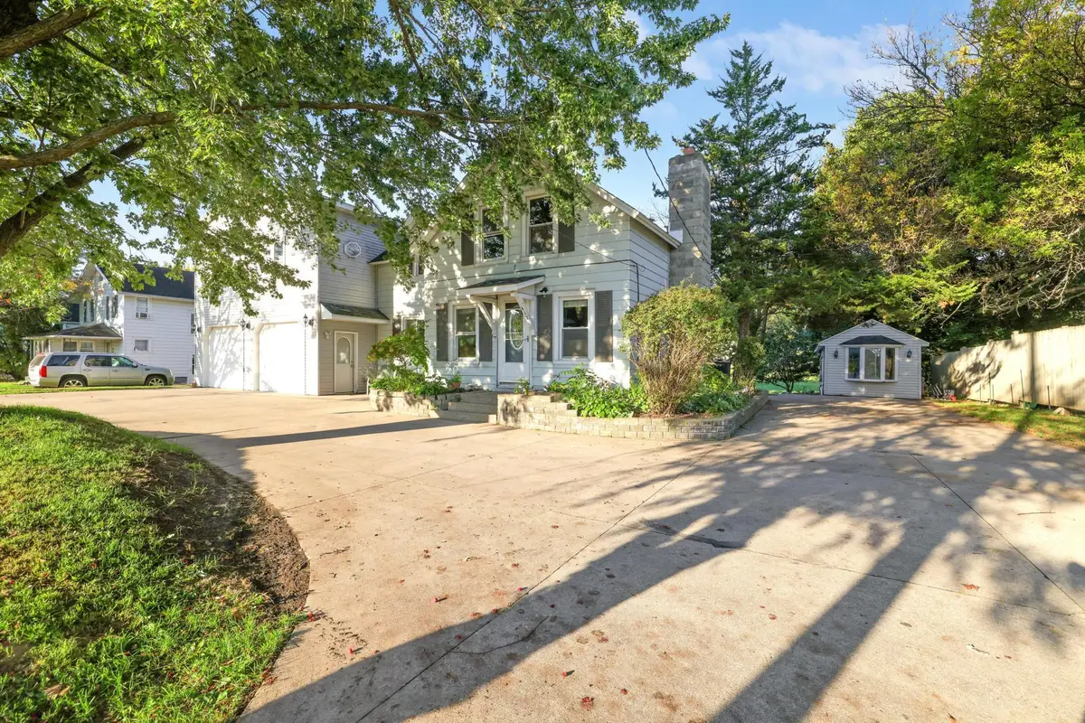 412 Prairie Avenue, Faribault, MN 55021 - Image #1