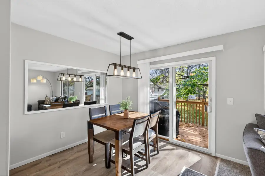 1302 Crestridge Lane N, Eagan, MN 55123 - Image #2