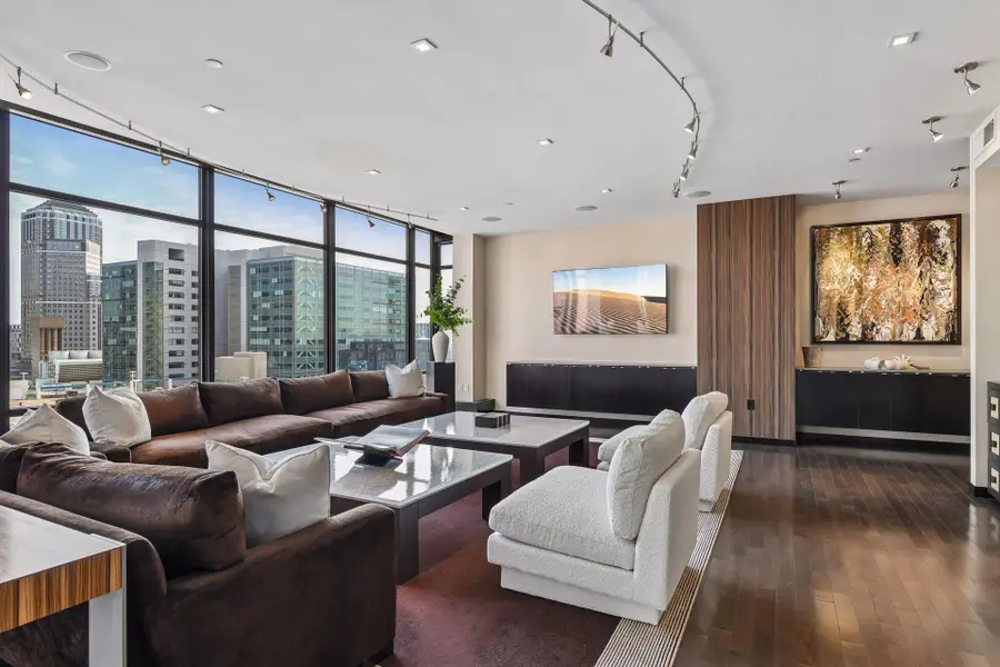 201 S 11th Street #1120, Minneapolis, MN 55403 - #3