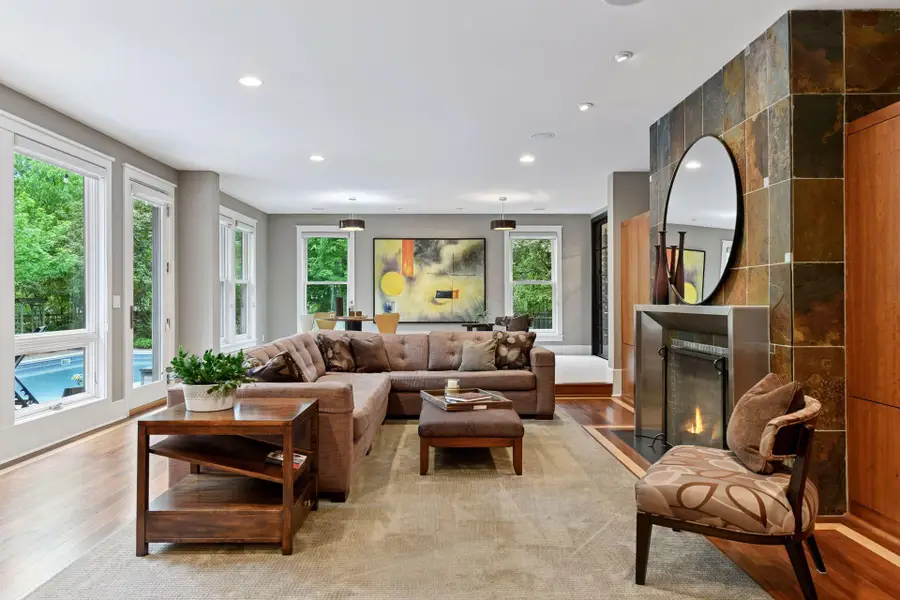 154 Babcock Lane, Wayzata, MN 55391 - Image #3