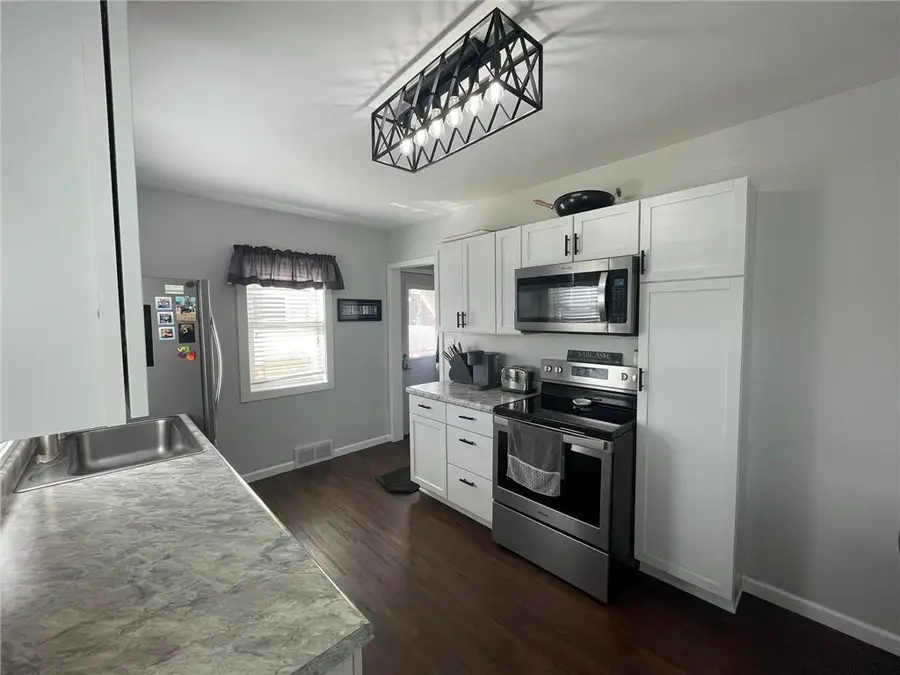 755 Chestnut Street, Dawson, MN 56232 - #3