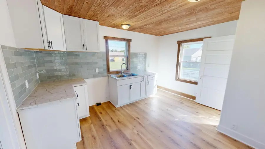 320 Dupont Avenue Nw, Renville, MN 56284 - Image #3