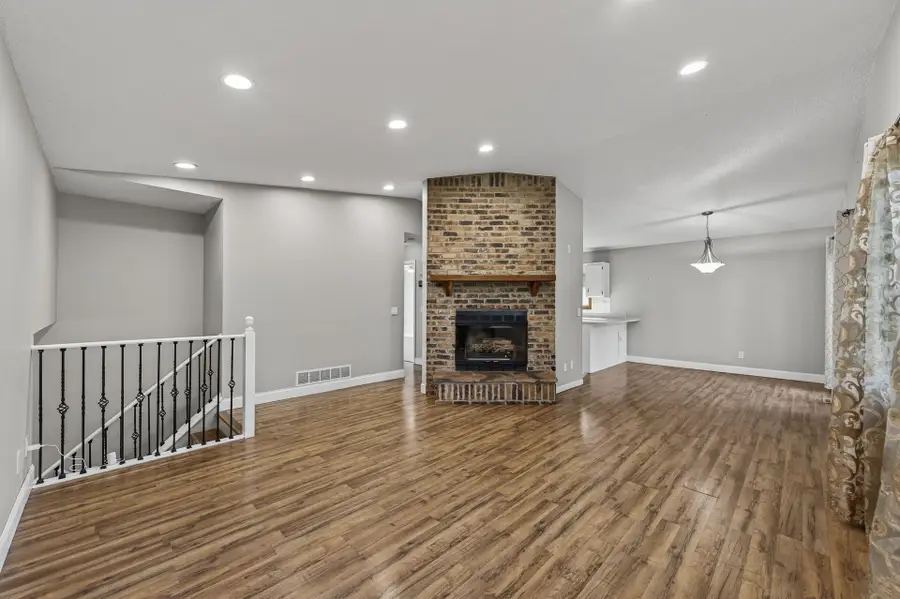 15720 49th Avenue N, Minneapolis, MN 55446 - Image #2