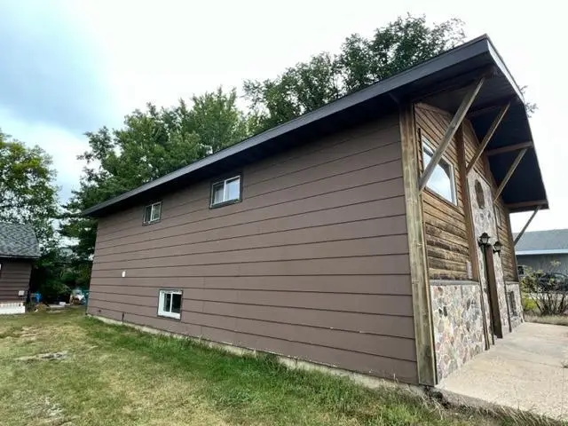 614 Ash Avenue Ne, Wadena, MN 56482 - #3