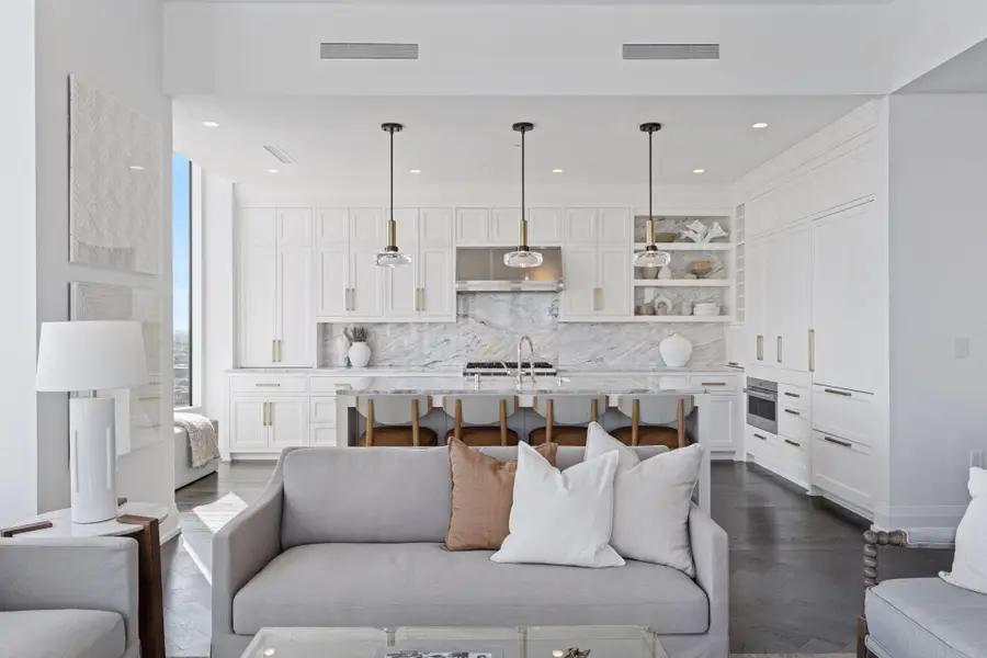 1111 W River Parkway #26C, Minneapolis, MN 55415 - Image #2