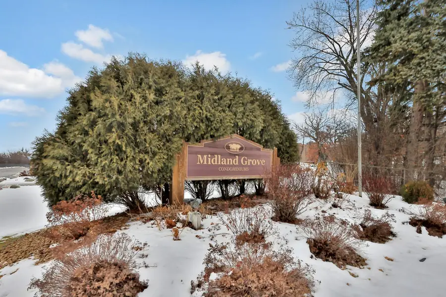 2220 Midland Grove Road #206, Saint Paul, MN 55113 - Image #2