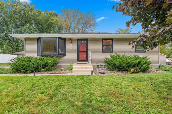 616 Hattie Lane, Saint Paul, MN 55125