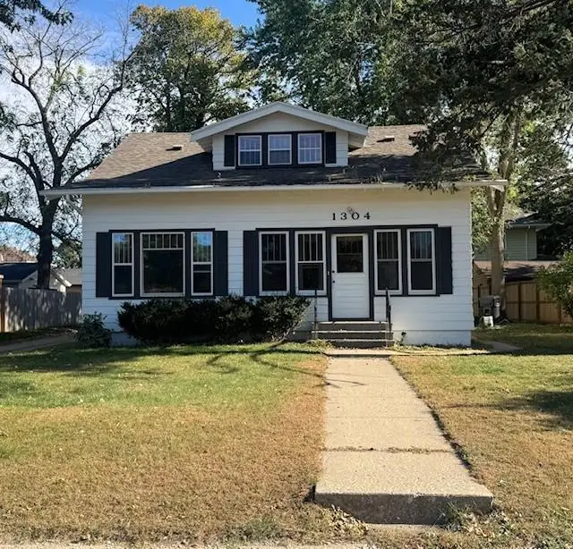 1304 7th Avenue, Worthington, MN 56187 - Image #1