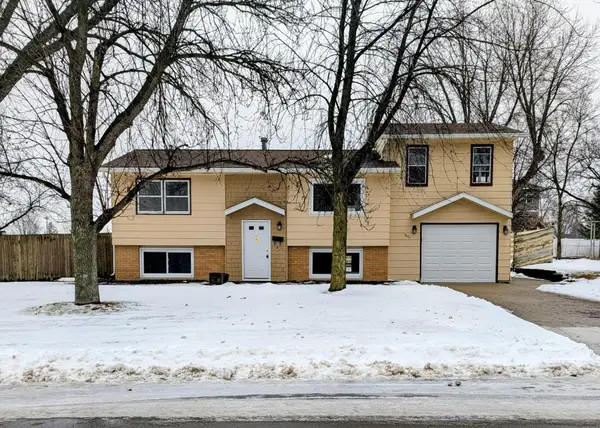 1801 Linn Drive, Owatonna, MN 55060