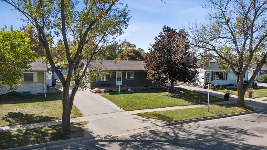 109 7th Avenue E, West Fargo, ND 58078 - Image #2