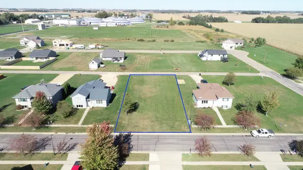 527 Elliot Dr Se, Grand Meadow, MN 55936