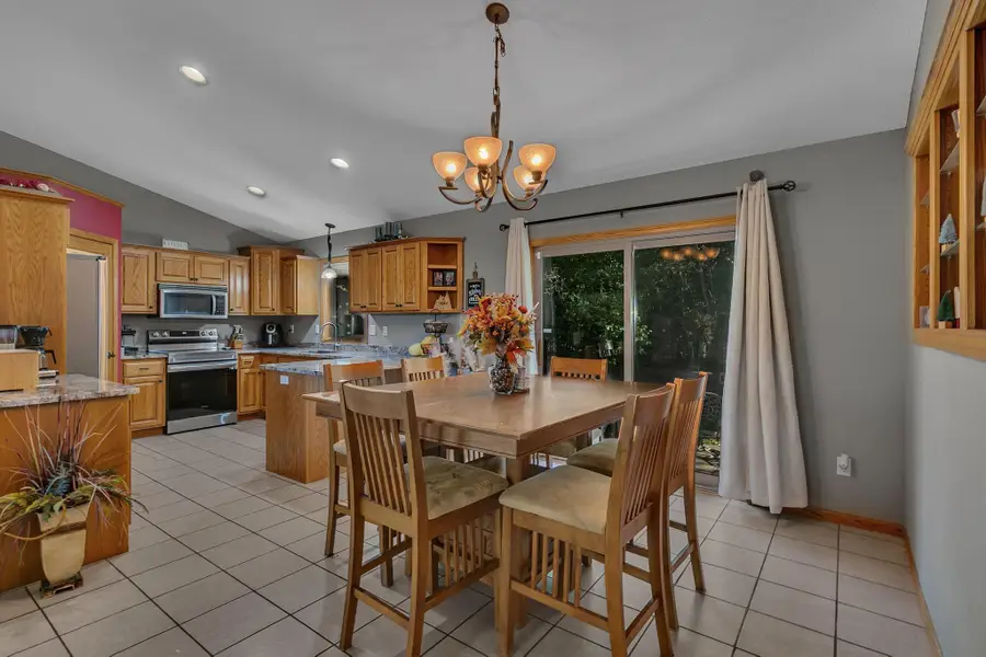 1914 N Benton Drive, Sauk Rapids, MN 56379 - Image #2