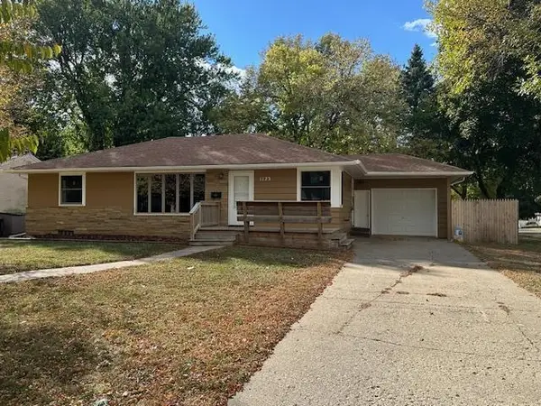 1123 Elmhurst Avenue, Luverne, MN 56156