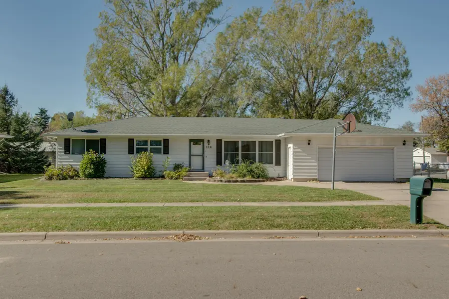 108 3rd Street Nw, Dilworth, MN 56529 - Image #3