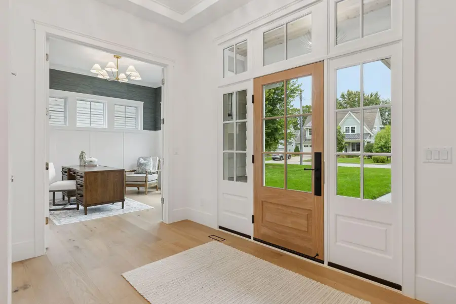 638 Gardner Street, Wayzata, MN 55391 - Image #3