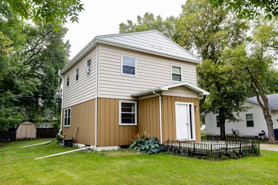 1009 18th Avenue N, Moorhead, MN 56560 - Image #2