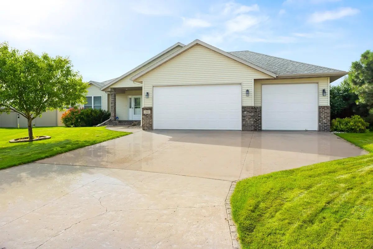 705 43 1/2 Avenue S, Moorhead, MN 56560 - Image #1