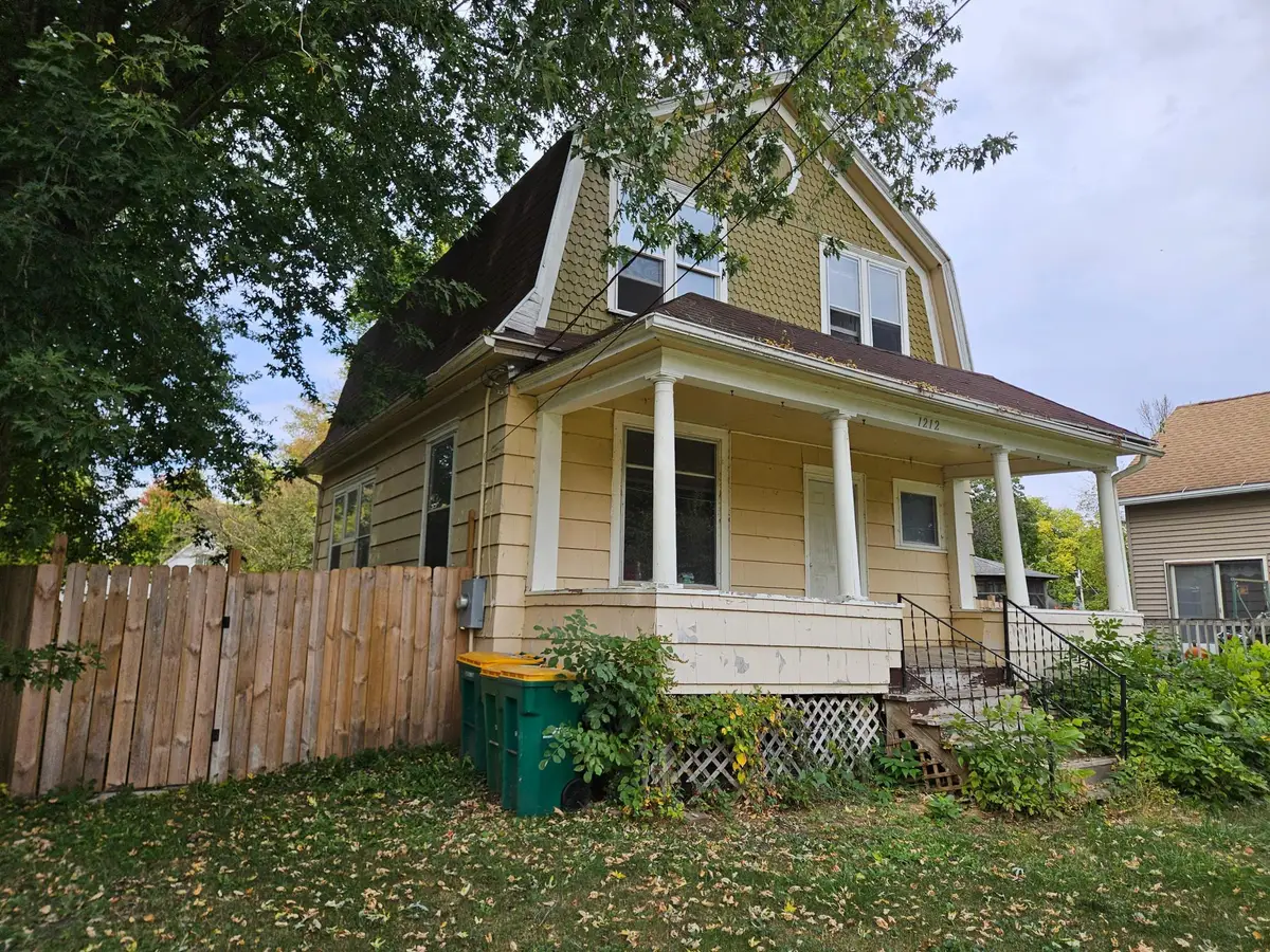 1212 Saint Joseph Avenue, Albert Lea, MN 56007 - Image #1