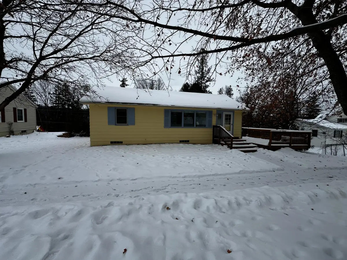 402 Hillcrest Street E, Lanesboro, MN 55949 - Image #1