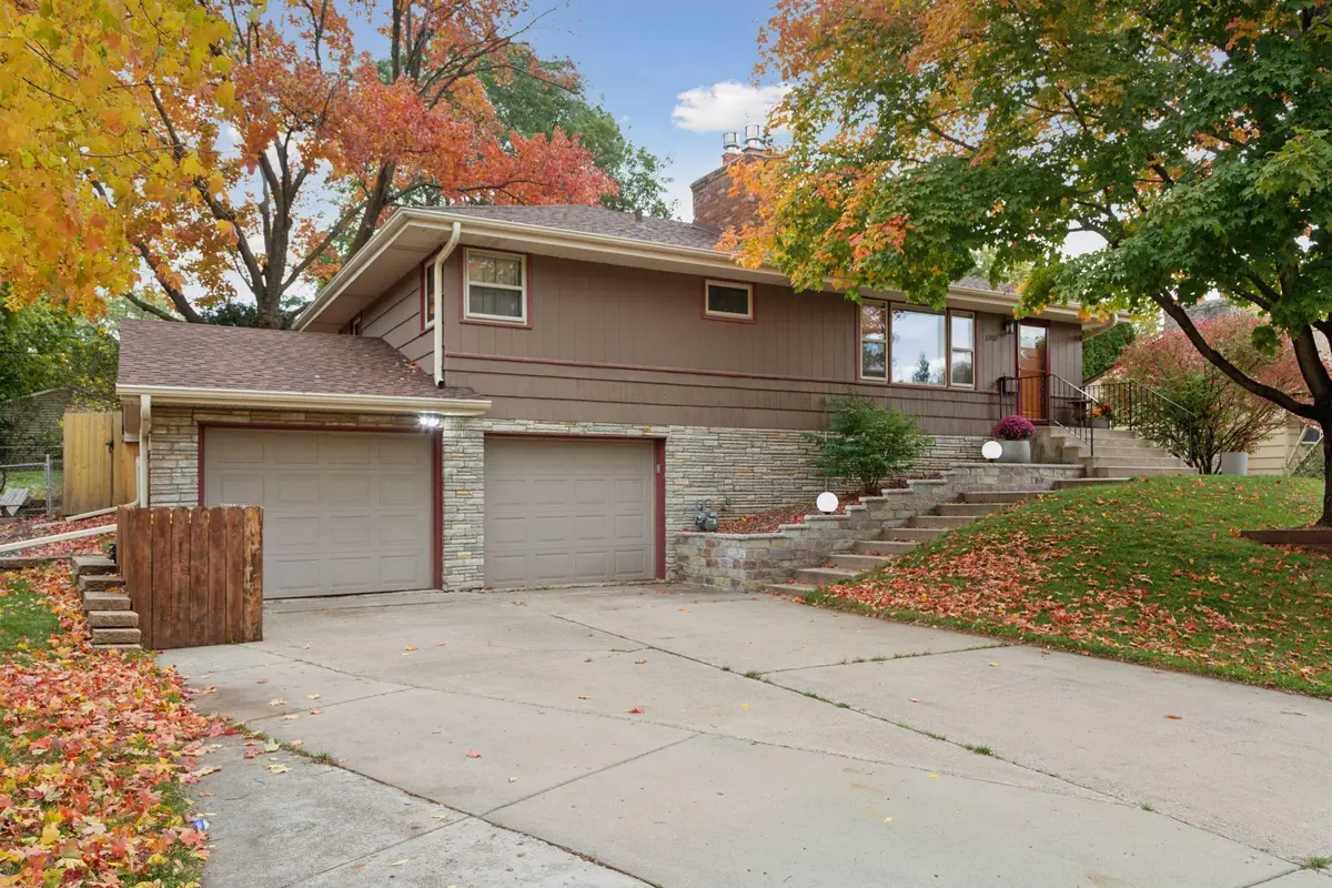 2900 Sumter Avenue N, Minneapolis, MN 55427 - Image #1