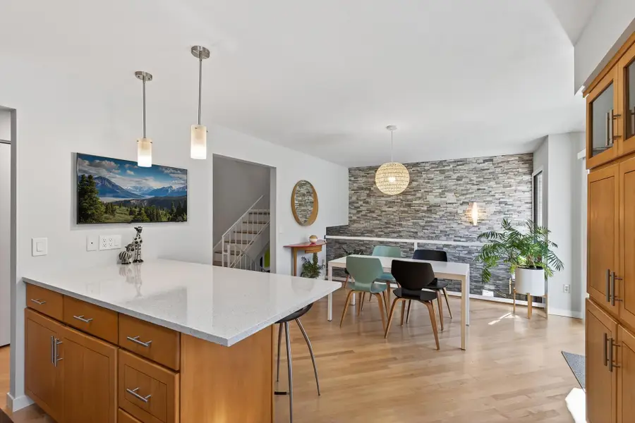 10307 Berkshire Road, Bloomington, MN 55437 - Image #3