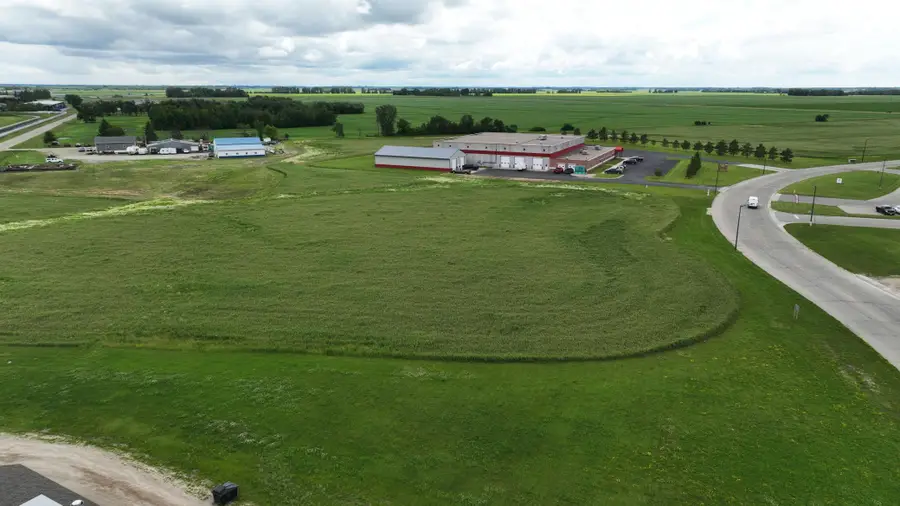 Block 2, Lot 7 W Greenwood Street, Thief River Falls, MN 56701 - #2