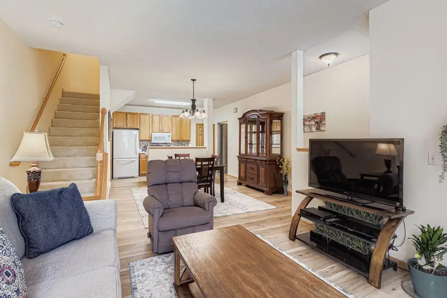 3772 Vermilion Court S, Eagan, MN 55122 - Image #3