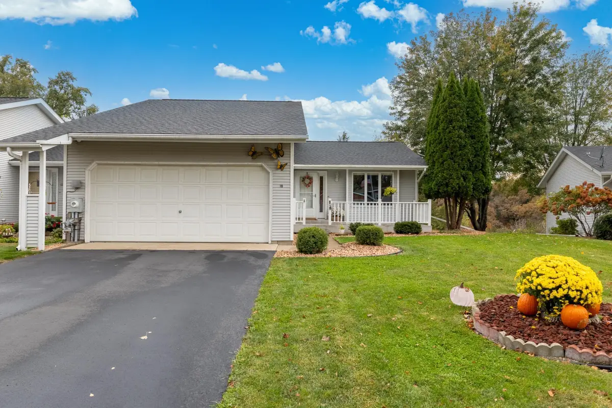 16 Woodridge Drive, Belle Plaine, MN 56011 - Image #1