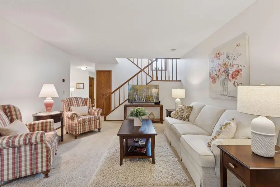 8764 Cottonwood Lane N, Maple Grove, MN 55369 - Image #2