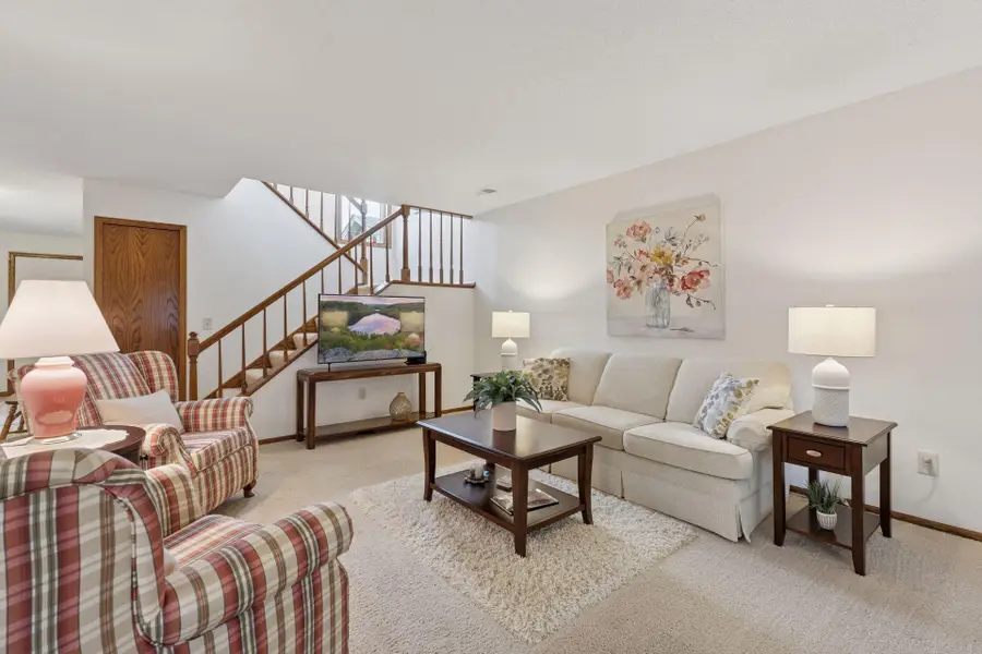 8764 Cottonwood Lane N, Maple Grove, MN 55369 - Image #3