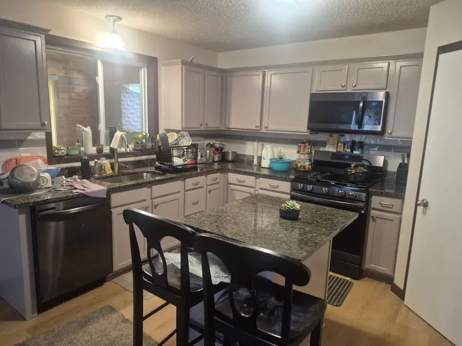 1624 Philipp Way, Shakopee, MN 55379 - #2