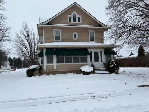 200 1st Avenue Nw, Pine Island, MN 55963