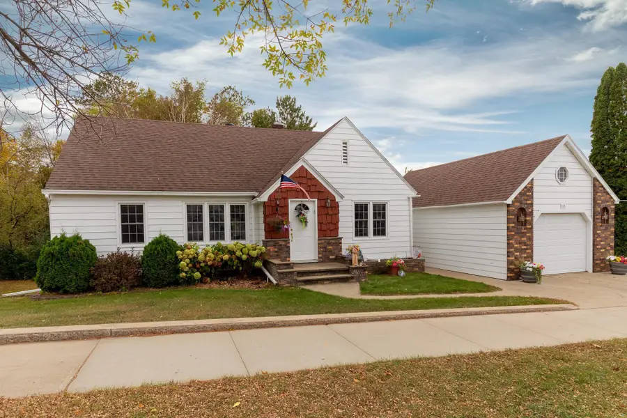 513 Michigan Avenue W, Walker, MN 56484 - Image #3