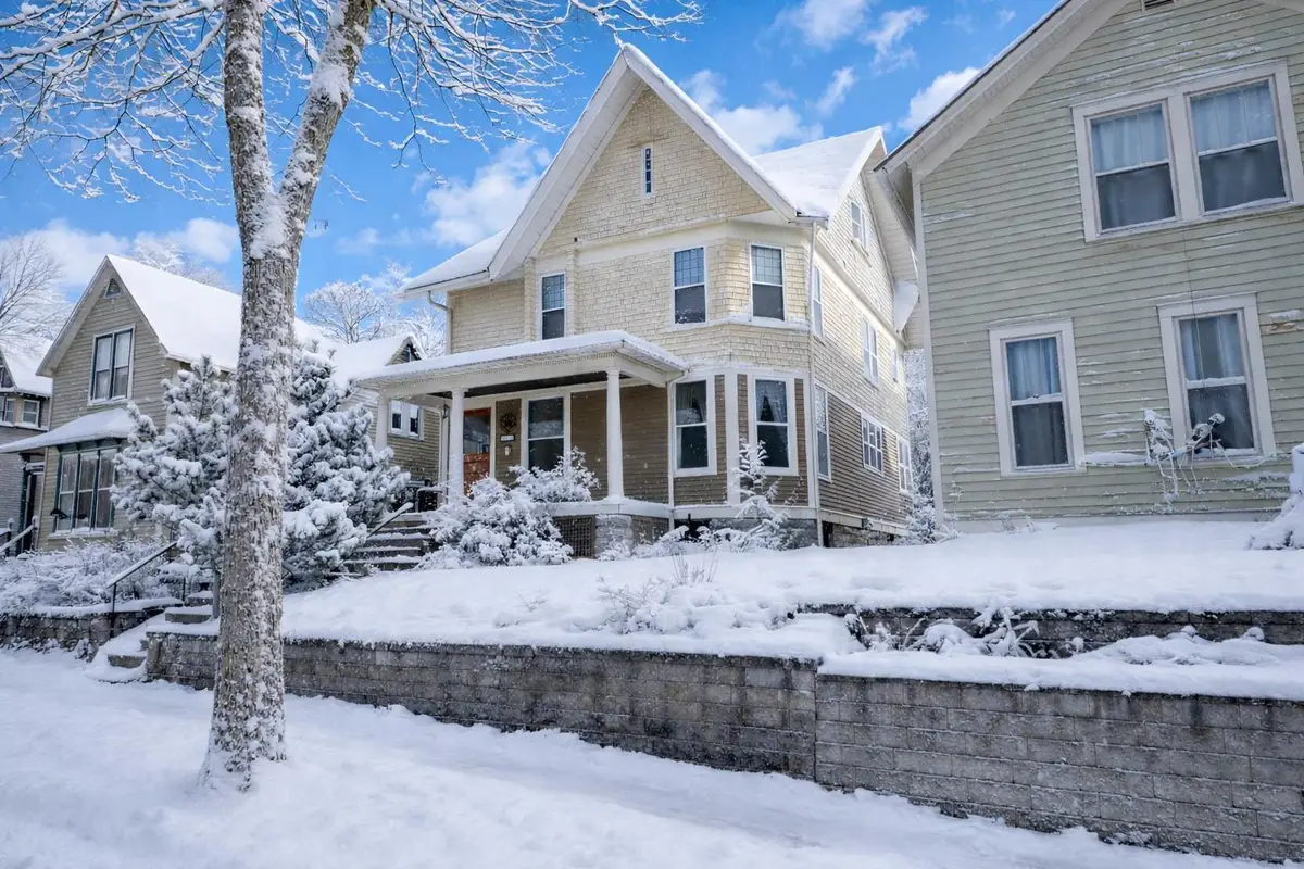 702 4th Street E, Saint Paul, MN 55106 - #1