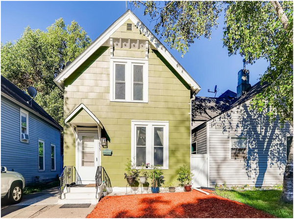 955 Bradley Street, Saint Paul, MN 55130