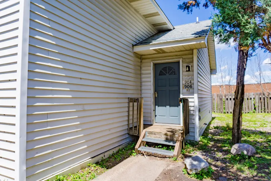 904 9th Avenue Se, Minneapolis, MN 55414 - #2
