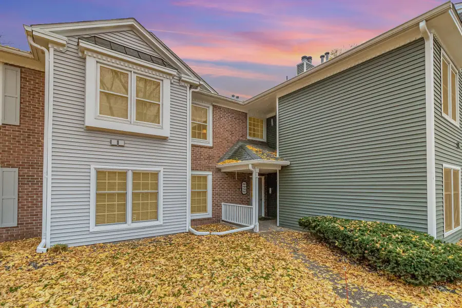 7525 W 110th Street, Bloomington, MN 55438 - Image #2