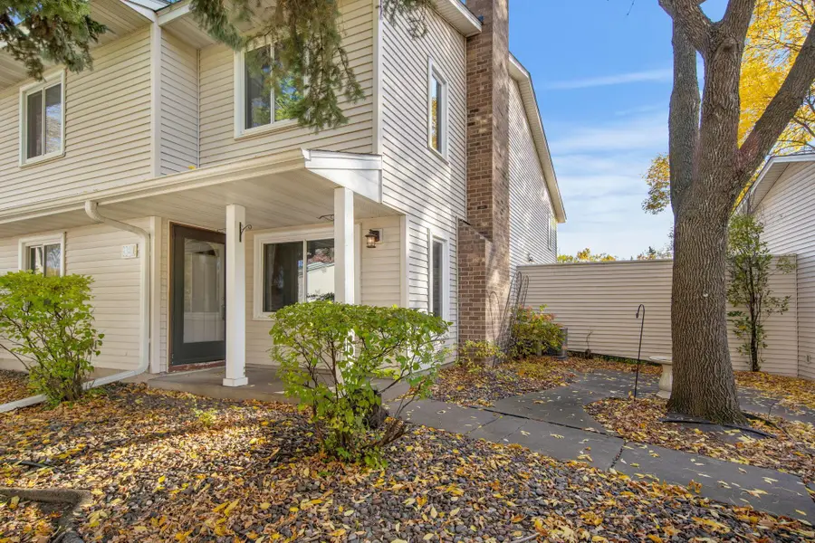 9340 Ranchview Lane N, Maple Grove, MN 55369 - Image #3