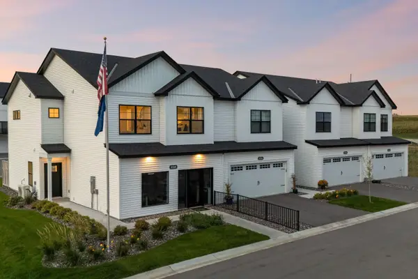 10268 Birchwood Circle, Victoria, MN 55318