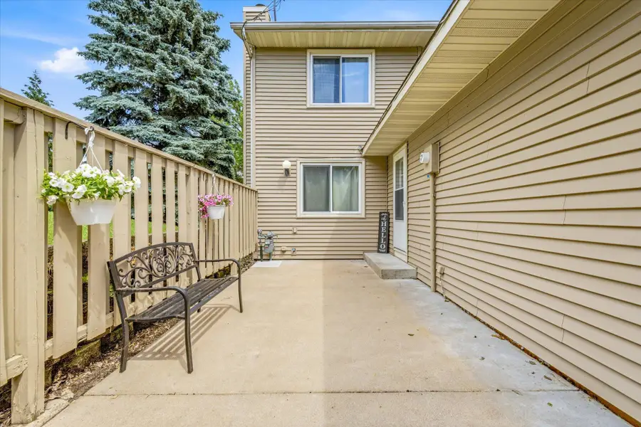 907 Monterey Drive, Shoreview, MN 55126 - #3