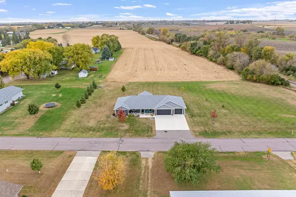 305 Harrison Street, Welcome, MN 56181