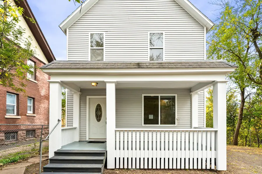 1324 E 2nd Street, Duluth, MN 55805 - #2