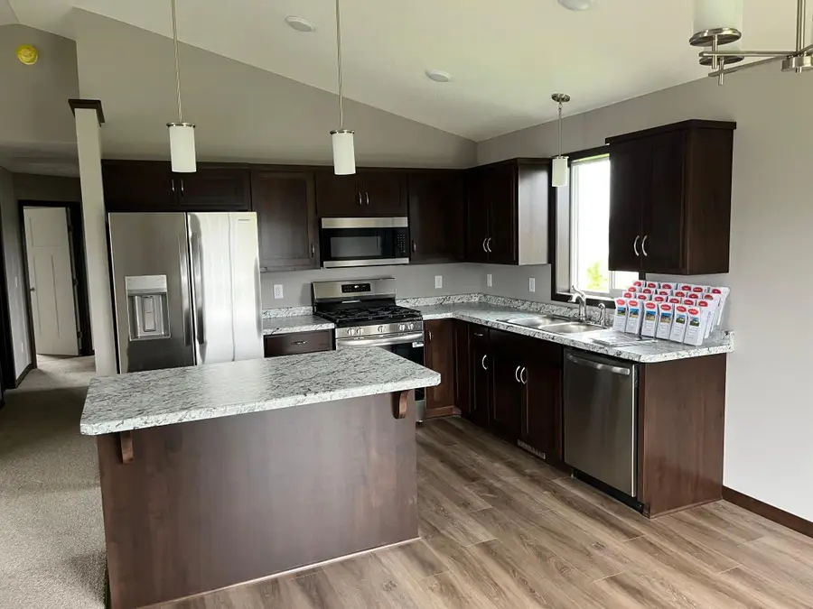 1804 Oak Pond Drive Nw, Sauk Rapids, MN 56379 - Image #2