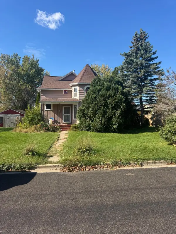 224 3rd Avenue, Wanamingo, MN 55983