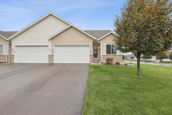 4225 Blakewood Drive, Shakopee, MN 55379