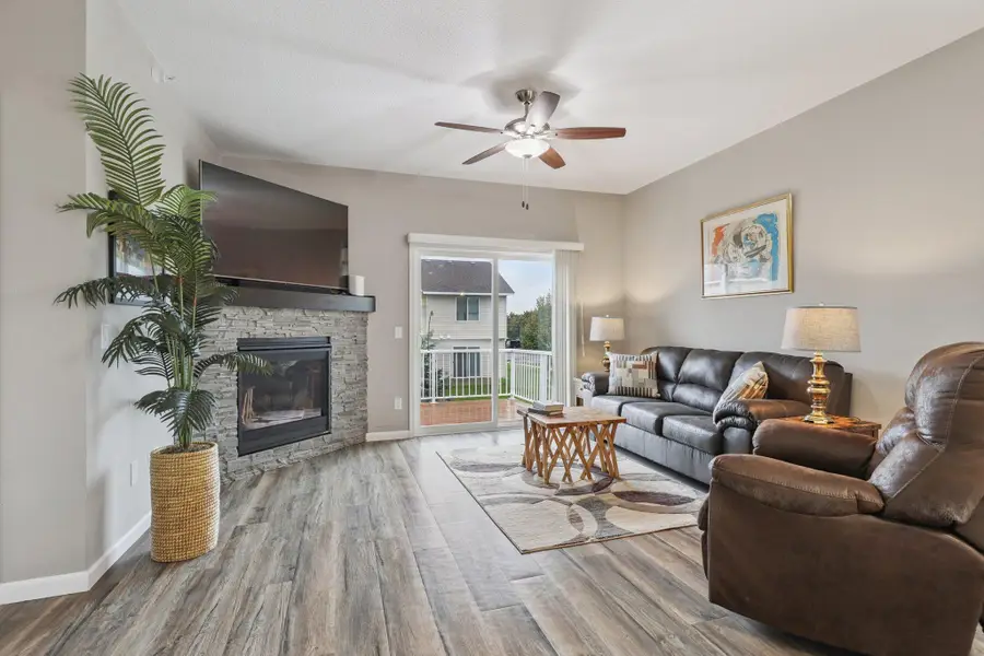 4225 Blakewood Drive, Shakopee, MN 55379 - Image #3